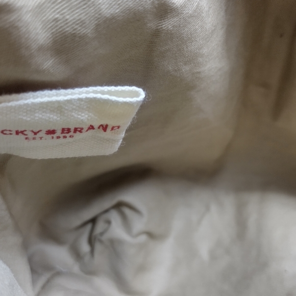 Lucky Brand Stay Sandy Beach Tote - Picture 6 of 8